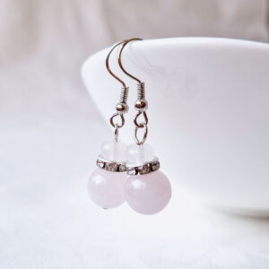 Rožinio kvarco ir mėnulio akmens auskarai