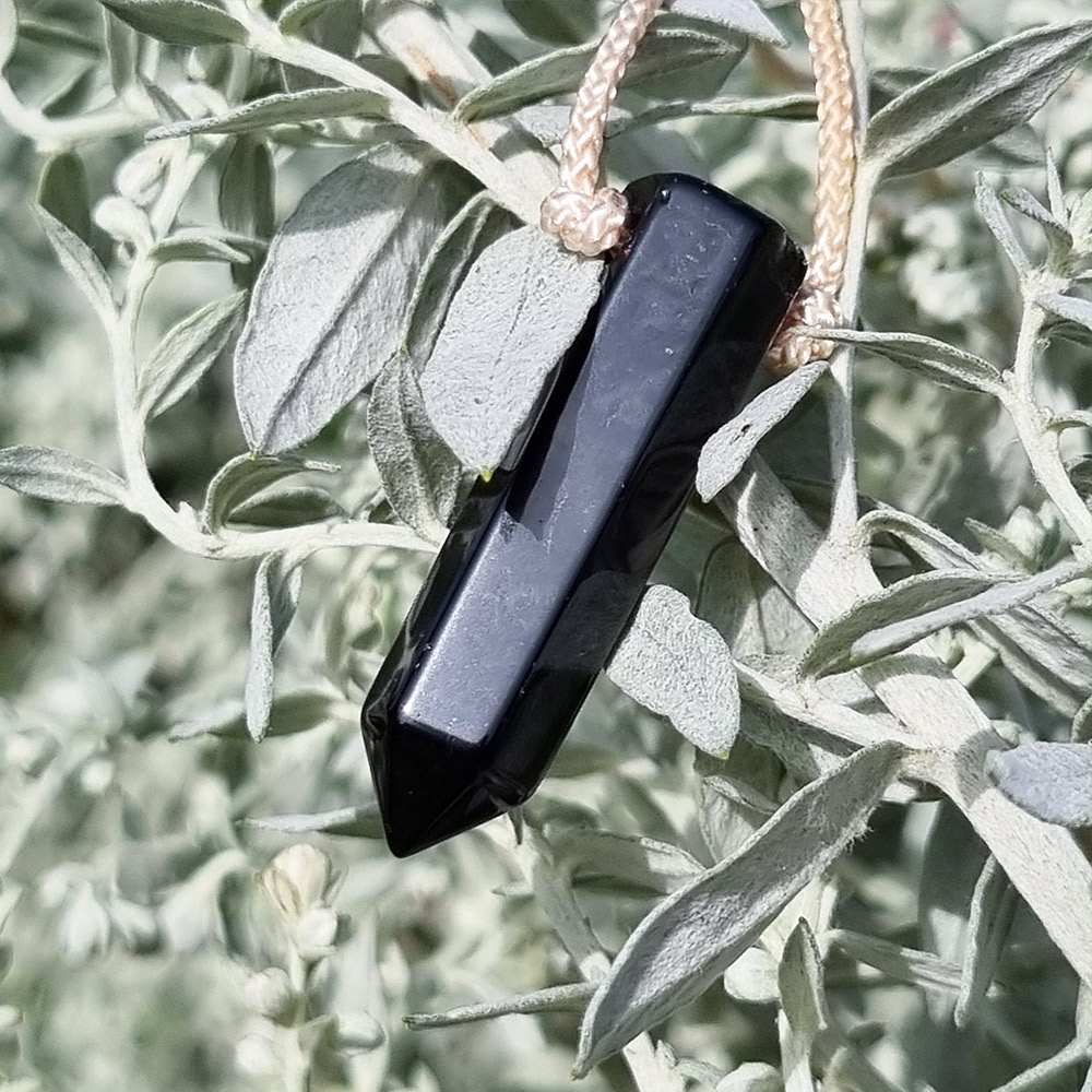 Obsidiano pakabukas Skorpionui